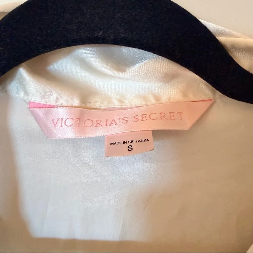 Victoria’s Secret vintage white satin bridal button down top size S